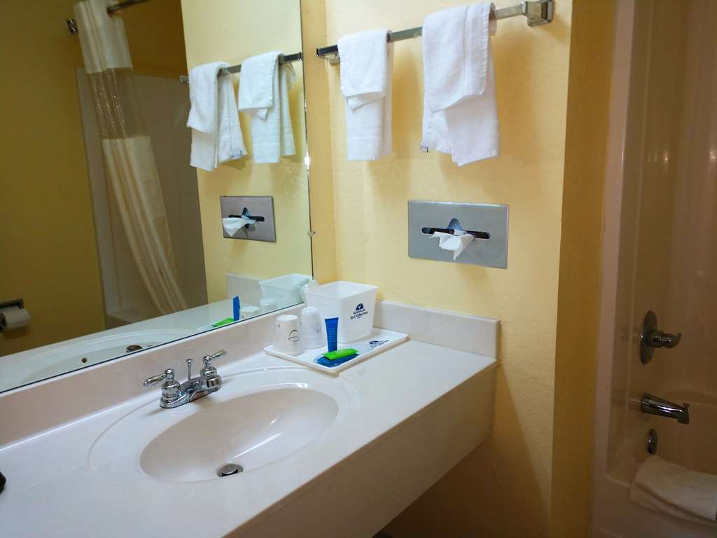 Americas Best Value Inn - Clayton Rum bild